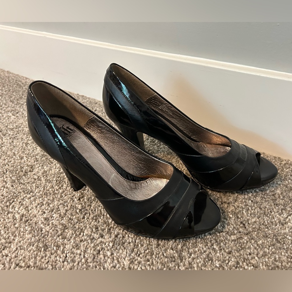 Never worn Sofft shoes
